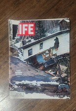 APRIL 10, 1964 EARTHQUAKE IN ALASKA LIFE MAGAZINE RARE 