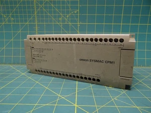 Omron CPM1-30CDR-D PLC Programmable Controller DIN-Rail Mount Screw Terminal - Picture 1 of 6
