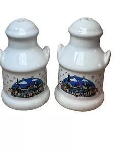 Chicago Salt And Pepper Shakers Collectible - Picture 1 of 5