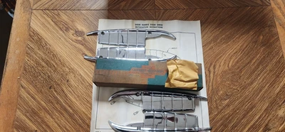 Nuevo de Lote Antiguo 1958 Chevy Impala Bel Air 4 puertas accesorio manija de puerta protectores (4) GM 987796 Foto 1 de 4