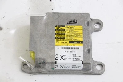 Unité de contrôle du capteur d'impact Toyota AVENSIS 2 Kombi T25  61043 - Photo 1/4