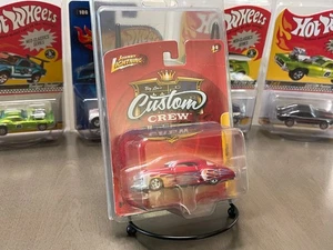 Johnny Lightning BIG LOU'S CUSTOM CREW 1949 BUICK CUSTOM 1:64 NIB, Free Shipping - Picture 1 of 8