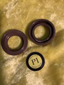 Triumph TR5,TR6, 2500pi, Petrol Injection. Lucas Mk 2 Pedestal Seals - Picture 1 of 3
