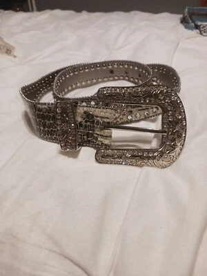 Women Sz Med Bling Rhinestones Cowgirl Gray Silver Faux Snakeskin Western Belt - Image 1 of 4