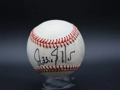 Ozzie Guillen Signed Baseball Autograph Auto PSA/DNA AP67088 - Image 1 of 3