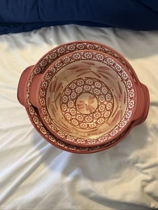 Zwei Temptations Tara NISTSCHALEN Alte Welt Preiselbeere 1 Quart & 1,5 Quart rund - Bild 1 von 7