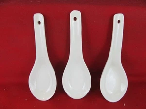 277. Set of 3 Chinese Soup Spoons PIER 1 Plain White - Picture 1 of 4