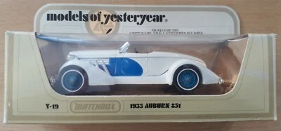 MATCHBOX: MODELS OF YESTERYEAR - 1935 AUBURN 851 (1:42 SCALE Y-19  WHITE & BLUE) - Image 1 of 4