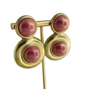 Pendientes colgantes vintage años 80 tono dorado detalles esmalte rosa 2" - Imagen 1 de 4