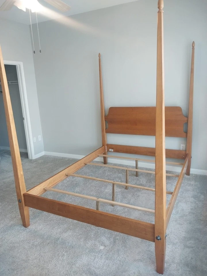 Ethan Allen страны цвета плакат кровать королева 14 56715 отделка 214 - Изображение 1 из 4