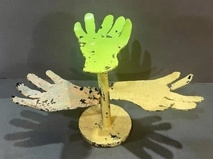 Vintage primitive Hippie Volkskunst geschweißte Stahl Hände Pflanzenständer Laden Display - Bild 1 von 9