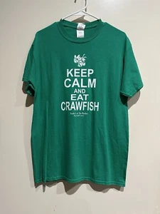Keep Calm And Eat Crawfish Graphic Tee Green Size Medium - Picture 1 of 3