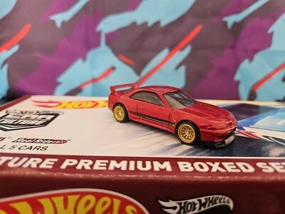Intercambio de ruedas personalizado Hot Wheels Nissan Skyline GT-R R33 en Real Riders Combi franqueo Foto 1 de 4