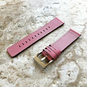 Rosa weiches Lederband Armband mit weißen Nähten für Fitbit Versa 3 4 & Sense 2 - Bild 1 von 5