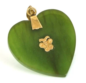 VTG BEAUTIFUL 14K YELLOW GOLD GREEN JADE JADEITE HEART SHAPED BUTTERFLY PENDANT - Picture 1 of 2