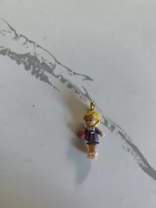 Polly Pocket Figure Vinage Late 80s earjy 90s - Picture 1 of 11