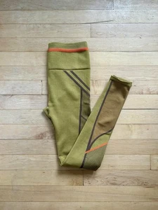 Fabletics Pullover Strick hohe Taille Kompressionsleggings olivbraun Damen Med - Bild 1 von 6