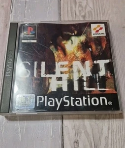 Silent Hill PS1 PAL in Box With Manual and all Product Catalogue Rare Konami - Picture 1 of 9