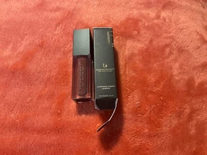Rossetto liquido tonalità guerriero rosa cremosa senza peso olio di menta piperita - Foto 1 di 2