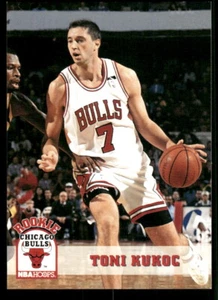 1993-94 Hoops #313 Toni Kukoc Chicago Bulls novato - Imagen 1 de 2