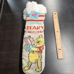 WINNIE the POOH BEARY CHRISTMAS Holiday Womens Size 4-10 SLIPPER SOCKS - NEW! - Picture 1 of 2