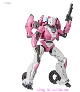 Perfect Takara Tomy Studio Series SS-85 Arcee Action Figure Toy Model - Picture 1 of 13