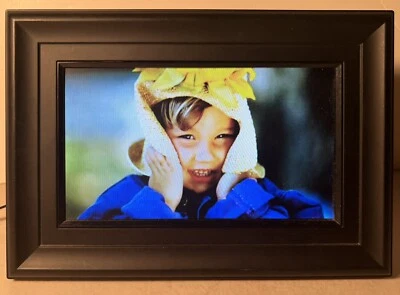 Mustek International PF-A702BM 7-Inch Digital Photo Frame~Working Nice Condition - Image 1 of 3