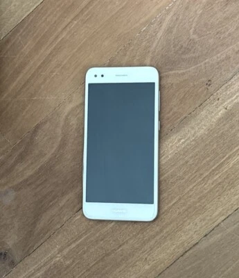 Huawei P9 Lite VNS-L31 16GB Gold Ungeprüft Display Ok Teilespender Händler - Bild 1 von 3