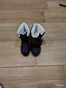 SCARPE DA NEVE NUOVI MAI USATI TG 28 - Foto 1 di 1