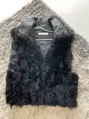 Chaleco de piel negra real para mujer con cremallera de cuero Andrew Marc. Talla M Foto 1 de 4