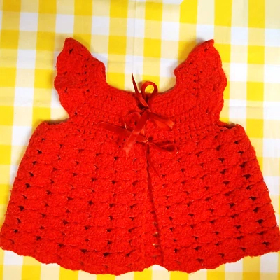 Chaleco Suéter Vintage Años 70 Ganchillo Corbata Frontal Rojo Infantil o Muñeca *6-9 Meses Foto 1 de 4