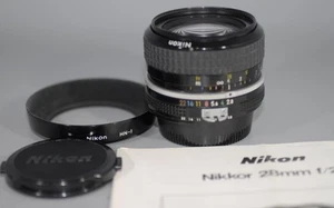 Lente Nikon 28 mm f2,8 Ai Nikkor enfoque manual MF FX - ¡Bonita como nueva-! - Imagen 1 de 7