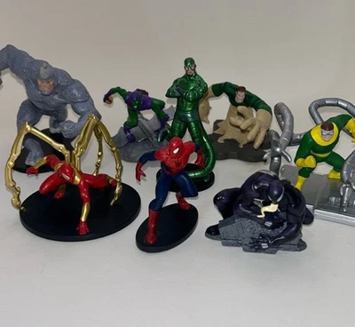 Disney Store Marvel Spider-Man Exclusivo Juego de 8 Figuras PVC Foto 1 de 4