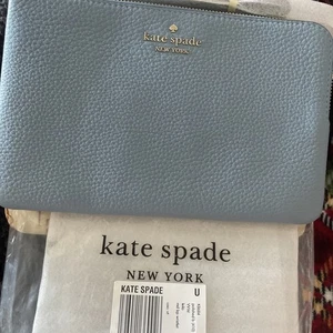 Kate Spade Leila Bluestone Leather Wristlet Wallet Zip New🌺🌸 - Picture 1 of 17