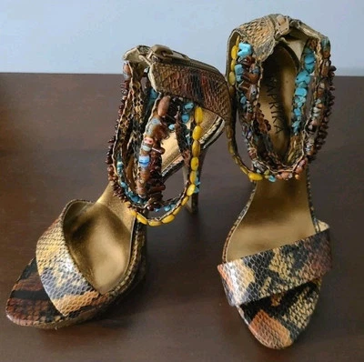 Paprika Women Platform Heels sz 5.5 - Image 1 of 4