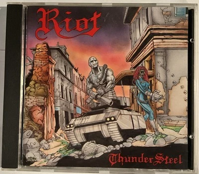 The Riot - Thundersteel CD 1990 CBS Associated Records – ZK 44232 [Early Press] Foto 1 de 3