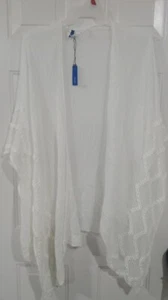 APT.9 Woman's Shrug New With Tags Size 0S Ivory RN#115485 - Picture 1 of 4