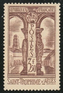 France 1935 MNH Mi 298 Sc 302 Roman Catholic Church of St. Trophime, Arles ** - Picture 1 of 2
