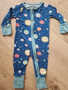 Little Sleepies Neugeborene Mond Sonne Weltraum Schlafanzug Bambus Einteiler Schlafanzug Baby - Bild 1 von 4