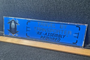 Adesivo paraurti Star Trek novità 1989 vintage, Mere Dragons ST TOS Transporter - Foto 1 di 7