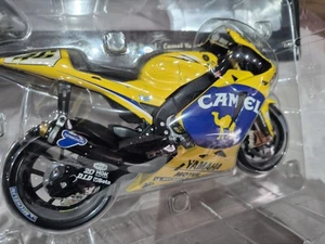 Very Rare Minichamps Valentino Rossi Yamaha YZR-M1 2006 Camel full livery - Picture 1 of 4