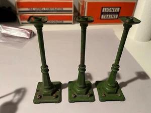 LIONEL Gauge O #56 3 LAMP POST , vintage , prewar. "POST ONLY" - Picture 1 of 8
