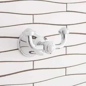 Neuer Chrom Cooper Robe Haken von Signature Hardware - Bild 1 von 1