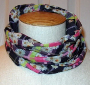 FASHION ANGELS GIRLS INFINITY SCARF BLUE PINK GREEN FLORAL ONE SIZE - Picture 1 of 6