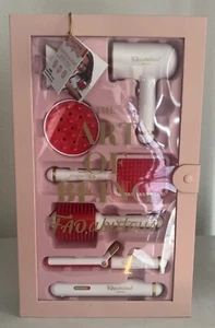 Brandneu FAO Schwarz Pampered Play Hair Pro 8 Stück Rollenspiel Styling Set - Bild 1 von 7