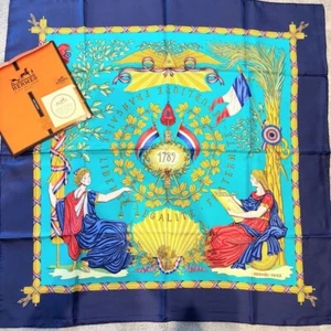 HERMES Carre 90 Azul Revolución Seda 100% de JAPÓN F/S - Imagen 1 de 8