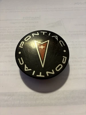Pontiac Grand Prix, Am, Vibe, Montana juego de 1 tapa central, 1999-2008 p/n 9593169 Foto 1 de 2