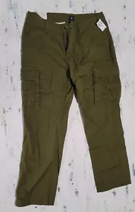 👖GAP STRAIGHT FIT COUPE DROITE PANTS MENS - 33/30 Green Cargo style Retail $49 - Picture 1 of 5