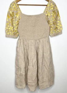Voyageur by MerSea Beige 100% Linen Dress Size S puff yellow embroidery sleeve - Bild 1 von 8