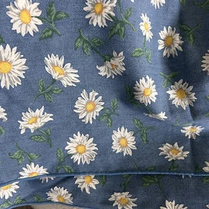 Spring Summer Tablecloth Denim Blue White Daisy Flowers Lightweight Fabric 58x81 - Picture 1 of 6